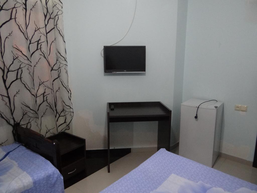 Festina Lente Hotel Kobuleti Ngoại thất bức ảnh