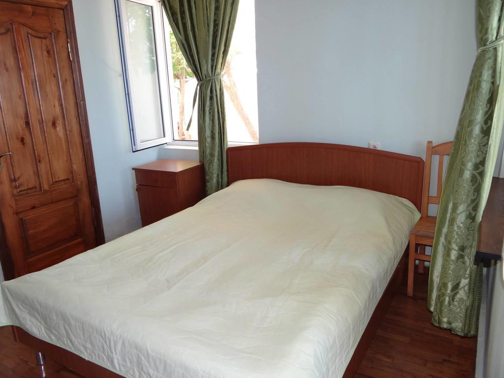 Festina Lente Hotel Kobuleti Ngoại thất bức ảnh