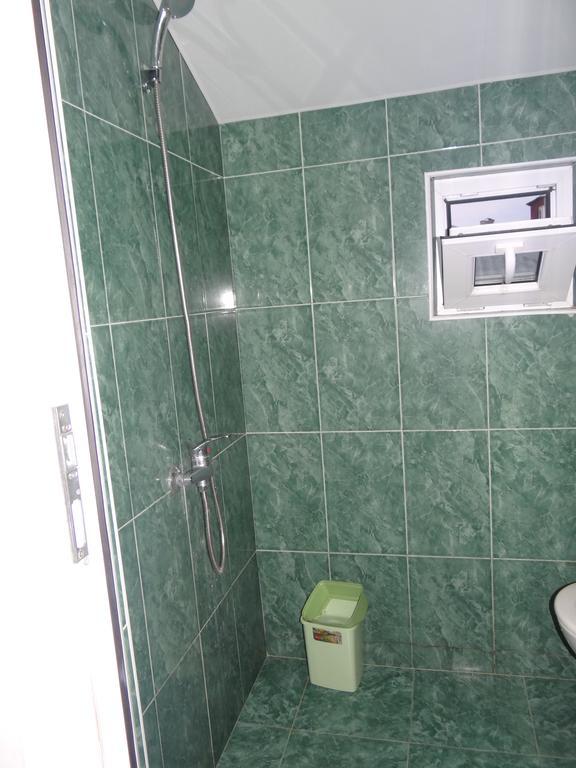 Festina Lente Hotel Kobuleti Ngoại thất bức ảnh