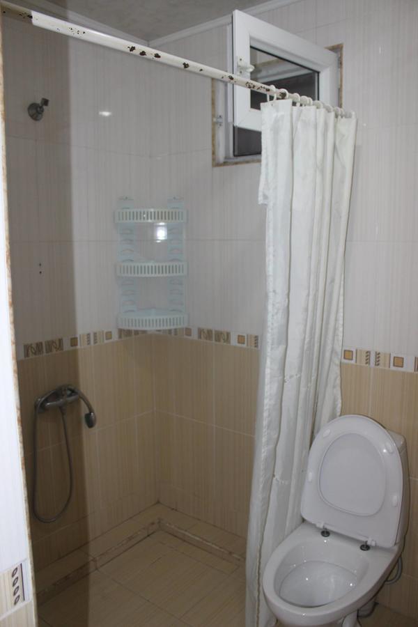 Festina Lente Hotel Kobuleti Ngoại thất bức ảnh